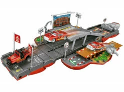 Alternative view of Coche Transformable En Pista Bomberos